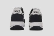 Sacai x Nike LDWaffle “Black/Anthracite” - Imagen 3