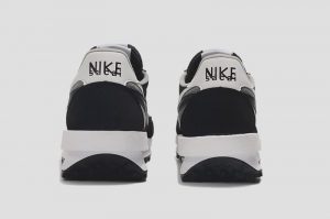 Sacai x Nike LDWaffle “Black/Anthracite” - Imagen 3