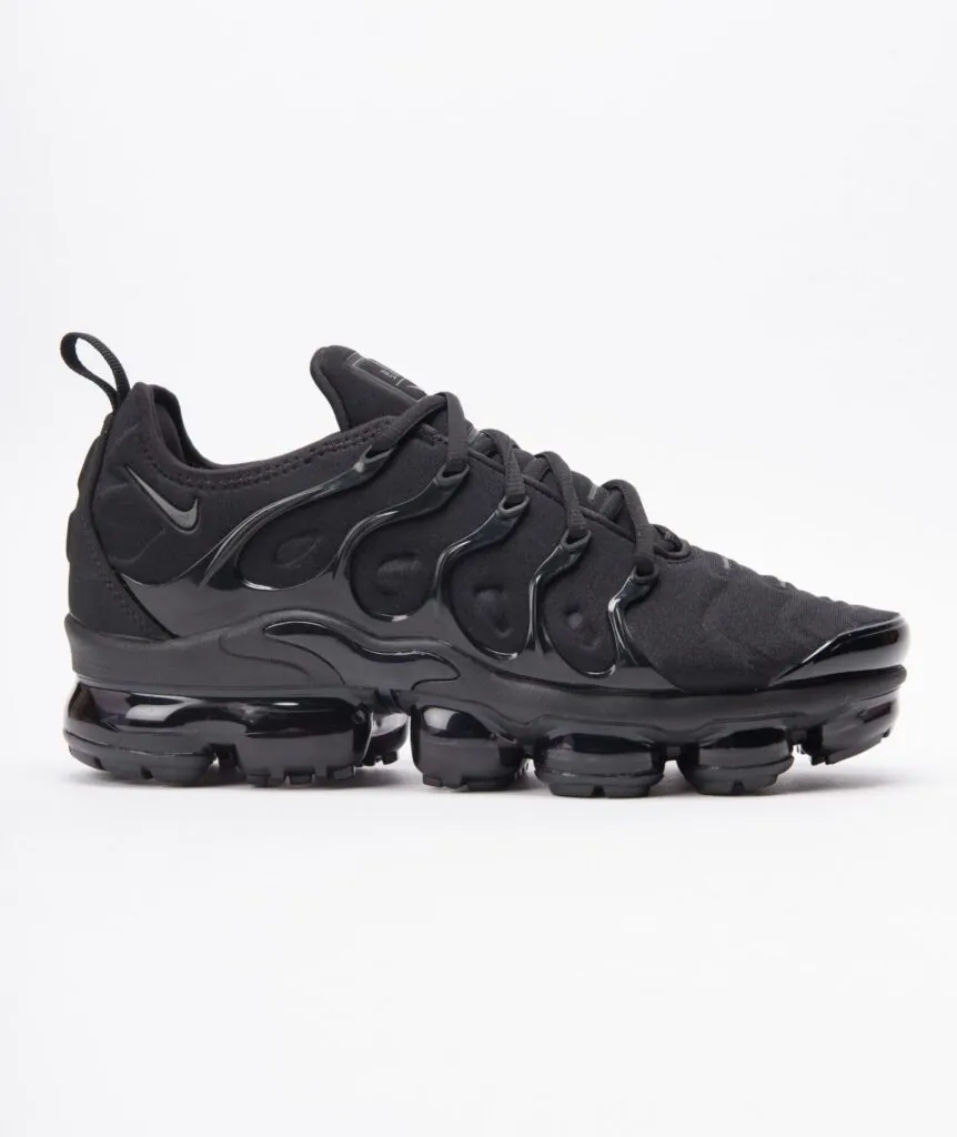 NIKE VAPORMAX PLUS