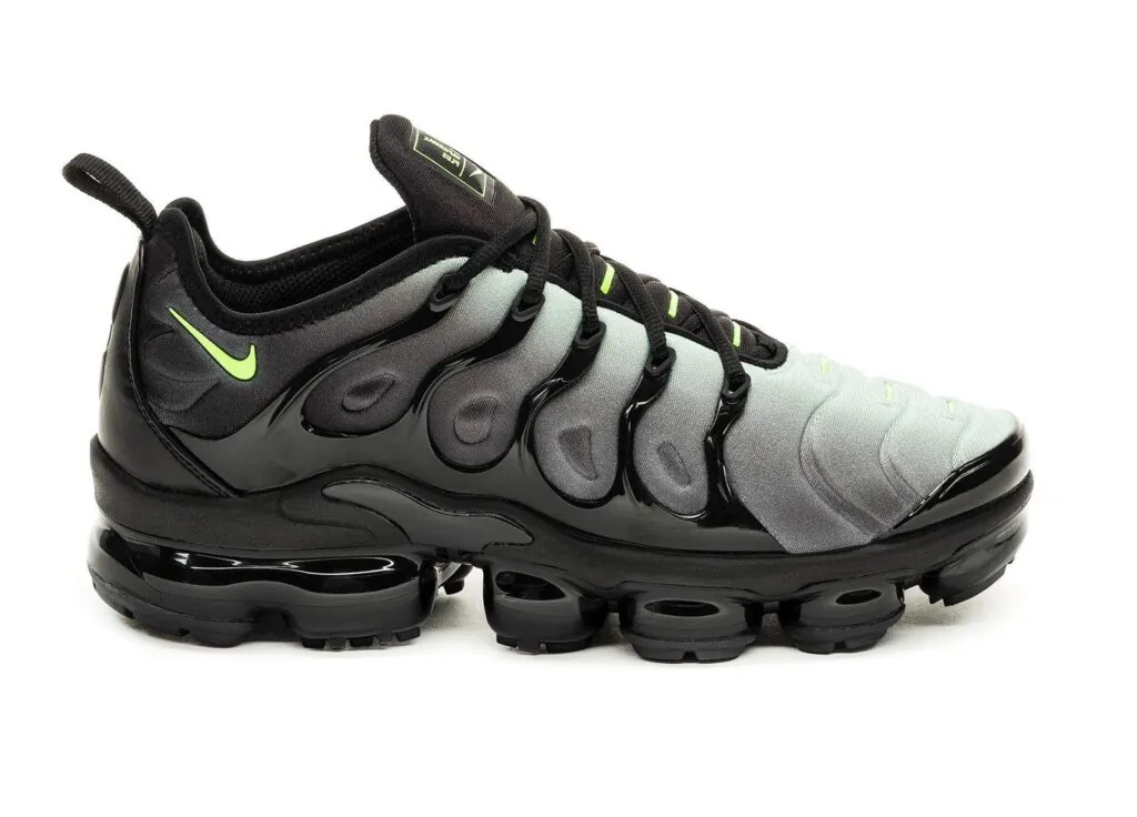 NIKE AIR VAPORMAX PLUS “NEON”