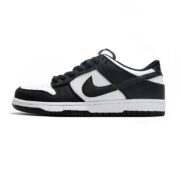 Nike dunk low retro white black panda