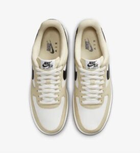 Nike Air Force 1 '07 LX "Team Gold" - Imagen 4