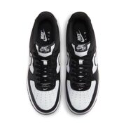 NIKE AIR FORCE 1 '07 WHITE SWOOSH PANDA - Imagen 2