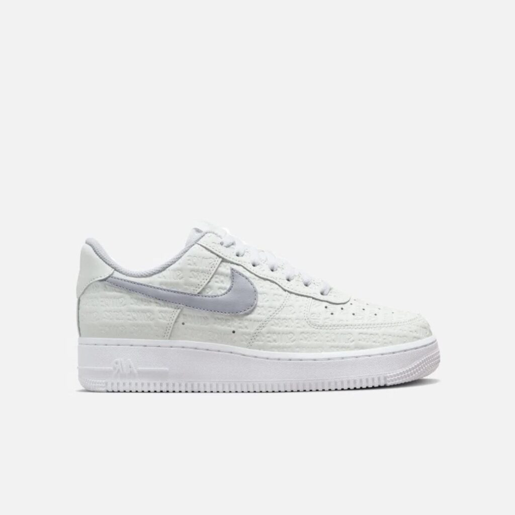 Nike Air Force 1 '07 
