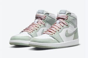 Wmns Air Jordan 1 Retro High OG ‘Seafoam’ - Imagen 4