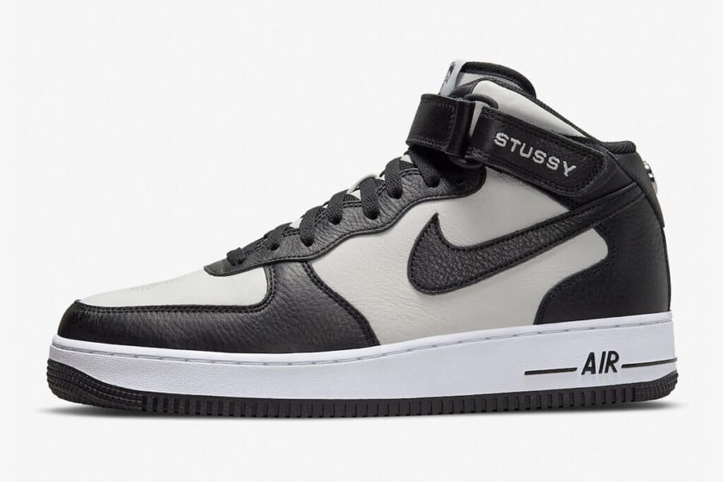 Stussy-Nike-Air-Force-1-Mid-DJ7840-002-Release-Date Stussy x Nike Air Force 1 Mid ‘Black White’ - Imagen 1