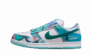 SB Dunk Low “Futura Laboratories Bleached Aqua”