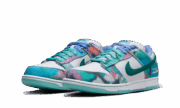 SB Dunk Low “Futura Laboratories Bleached Aqua” - Imagen 2