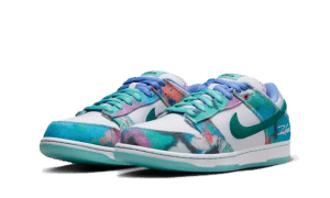 SB Dunk Low “Futura Laboratories Bleached Aqua” - Imagen 2