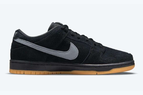 Alternative view of Nike Dunk Low Pro SB ‘Fog’