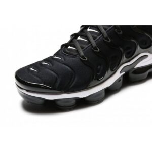 Nike Air Vapormax Plus Negras Blancas - Imagen 4