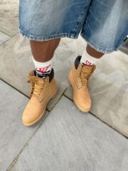 Timberland Botines clásicos con cordones en color wheat/camel para hombre - Imagen 3