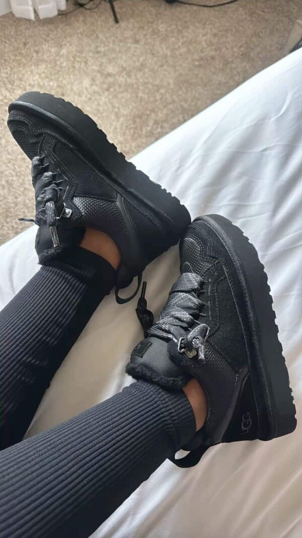 Alternative view of Ugg Lowmel Black