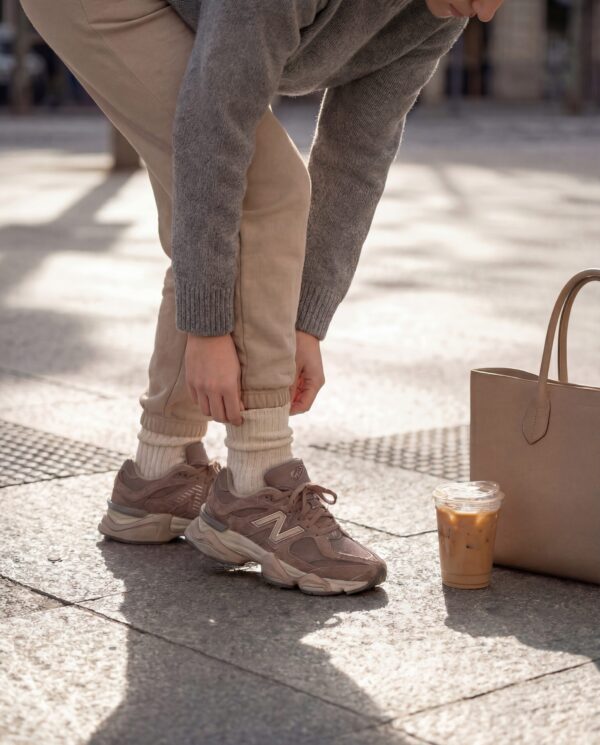 Alternative view of New Balance 9060 ‘Mushroom Timberwolf’