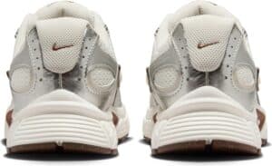 NIKE V5 RNR Zapatillas Mujer - Imagen 3