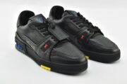 LV Trainer Black Signature – Image 4