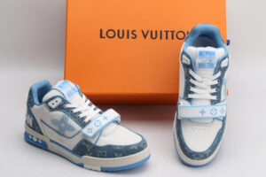 LV Trainer Monogram Denim - Imagen 4
