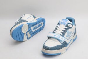 LV Trainer Monogram Denim - Imagen 8