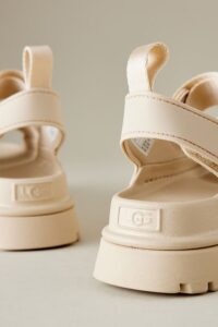 UGG GoldenGlow Sandal Sea Salt - Imagen 7