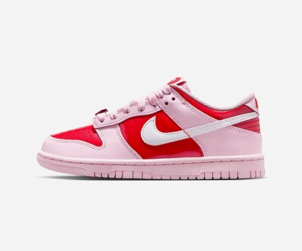 Nike Dunk Low "Valentine’s Day"