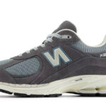 New Balance 2002R Magnet Lead Blue