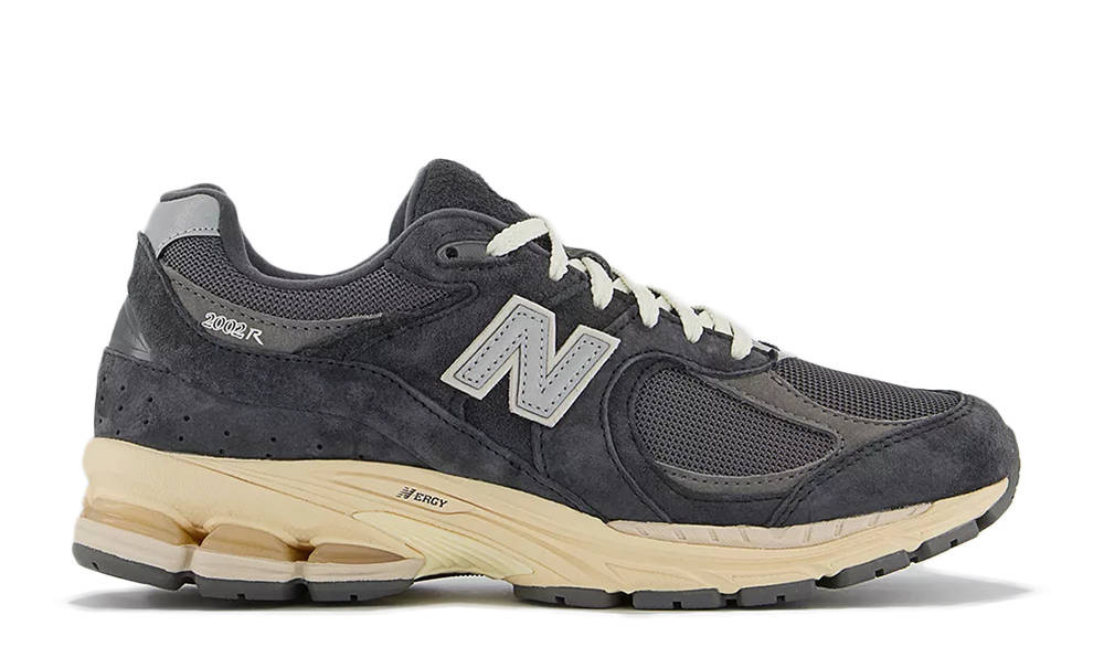 New Balance 2002R Phantom