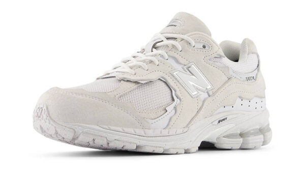 New Balance 2002R Protection Pack White