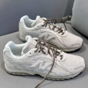 New Balance 204L Timberwolf – Image 3