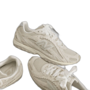 New Balance 204L White