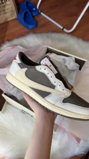 Air Jordan 1 Low OG x Travis Scott ‘Reverse Mocha’ - Imagen 2