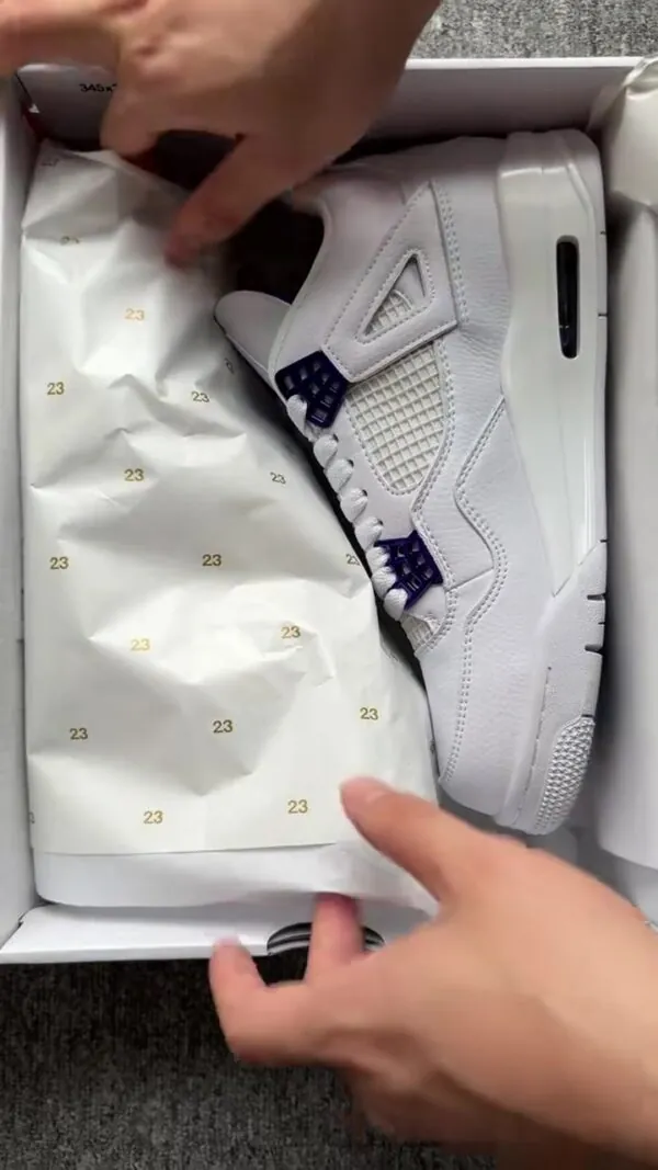 Air Jordan 4 Retro Metallic Purple video