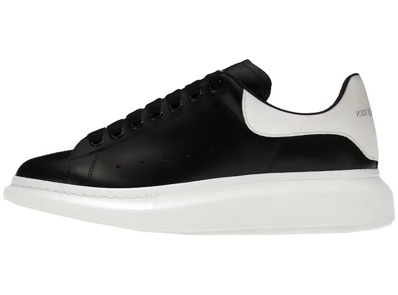 Alexander McQueen Negro con talón blanco
