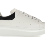 Alexander McQueen Blanco con talón negro