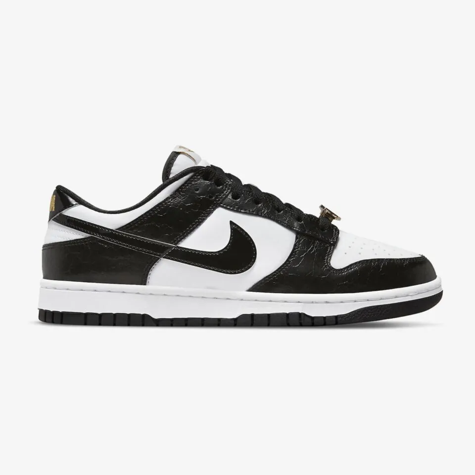 Dunk Low SE ‘World Champ’